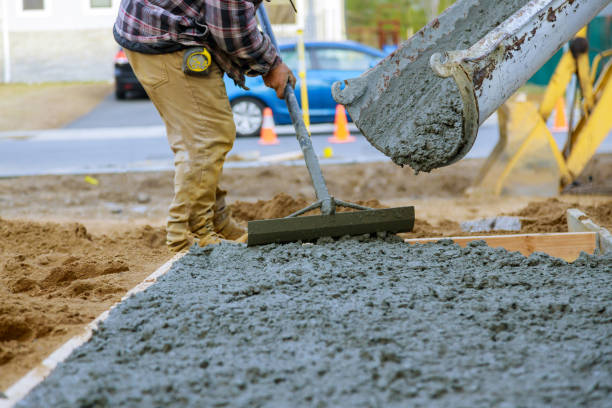 Best Concrete Slab Installation  in Leona Valley, CA